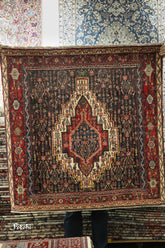 Handmade Persian Senneh Rug | FT 5364