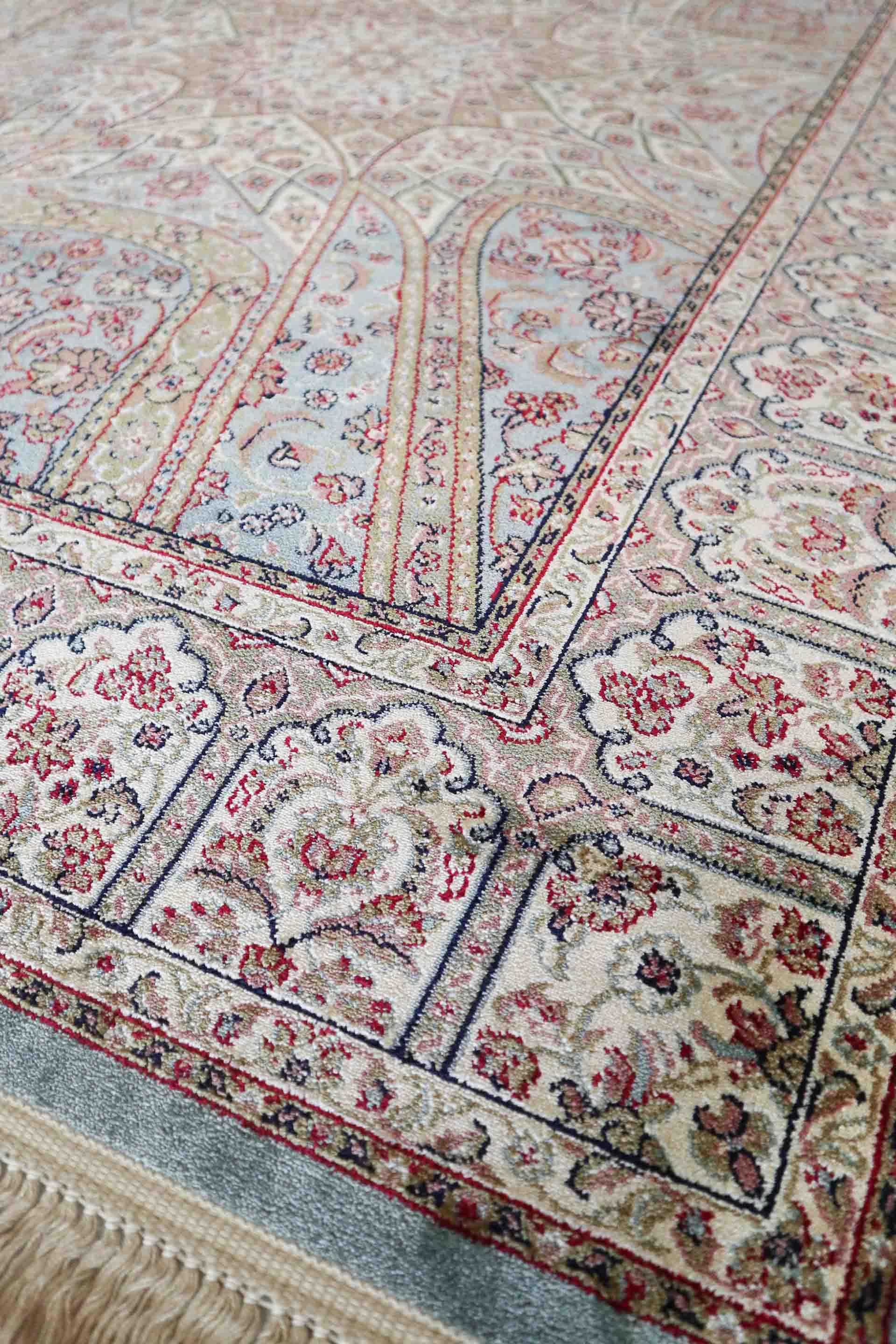 Turquoise Amarante Carpet